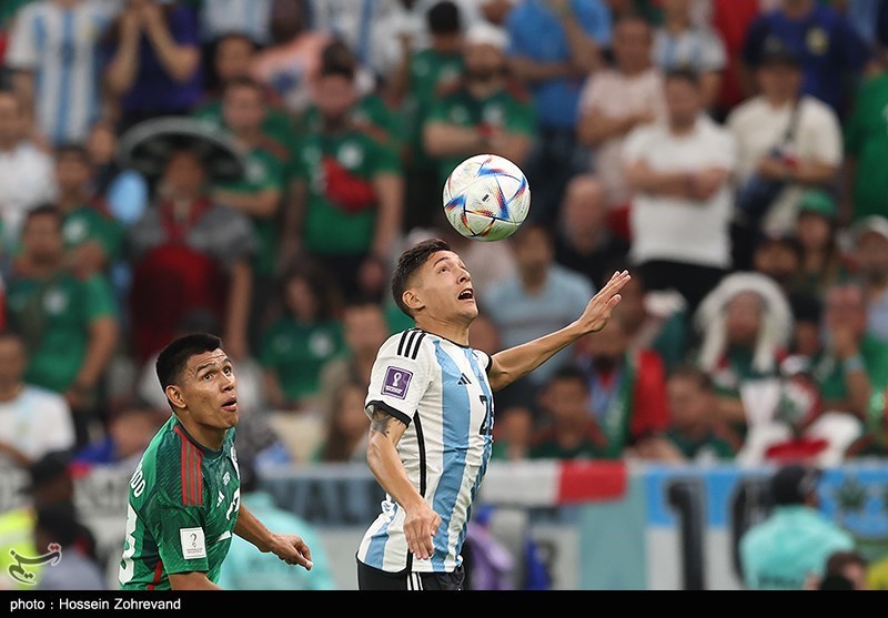 Nahuel Molina con la selección argentina