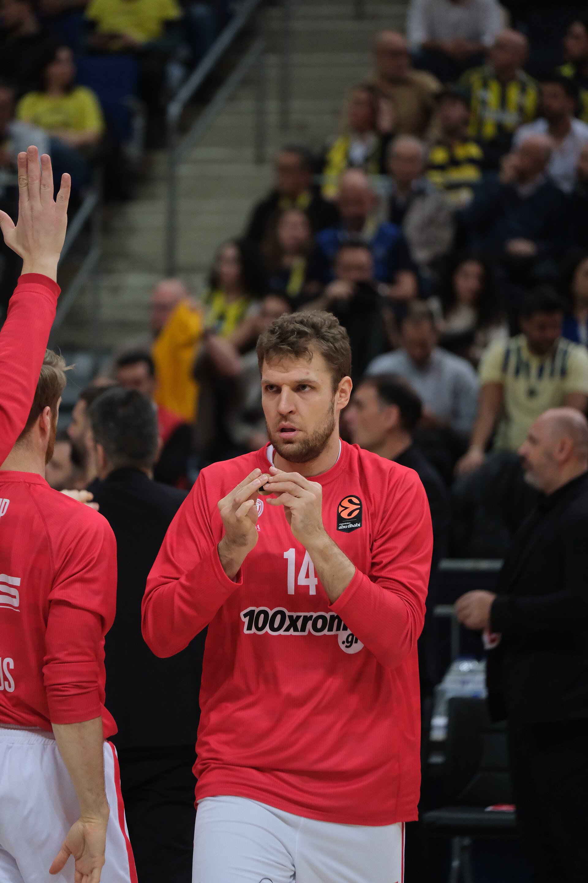 Sasha Vezenkov 14 Olympiacos BC Euroleague 20260106