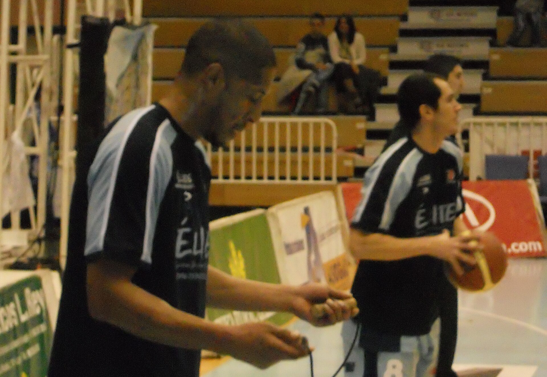 Fotografía do xogador de baloncesto Brooks Sales no Pazo dos Deportes de Lugo.