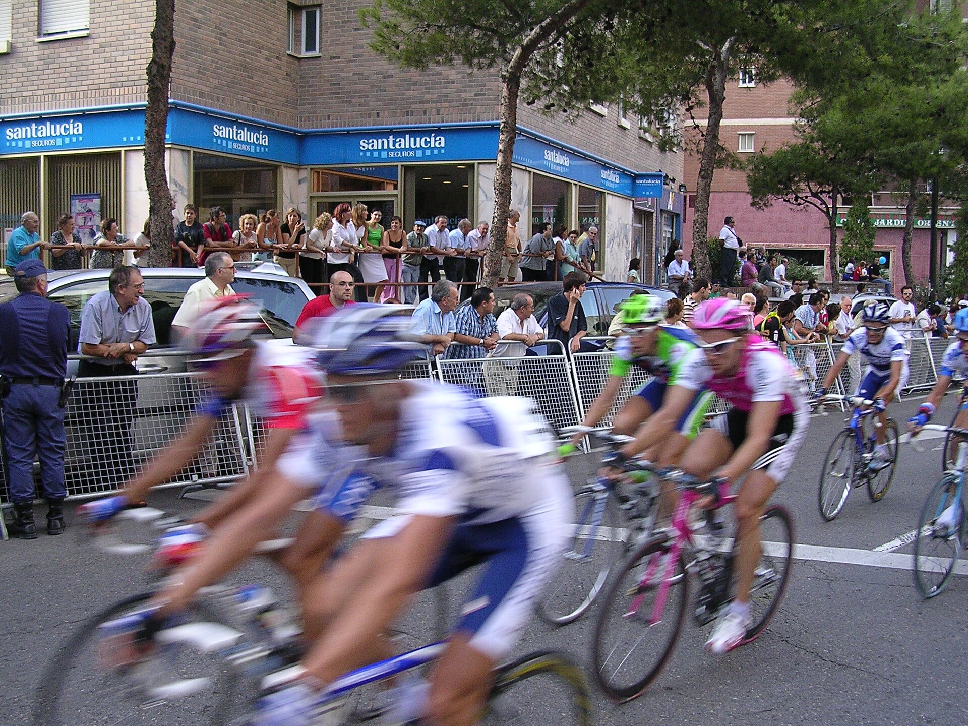 Vuelta ciclista, Pelotón en Zaragoza